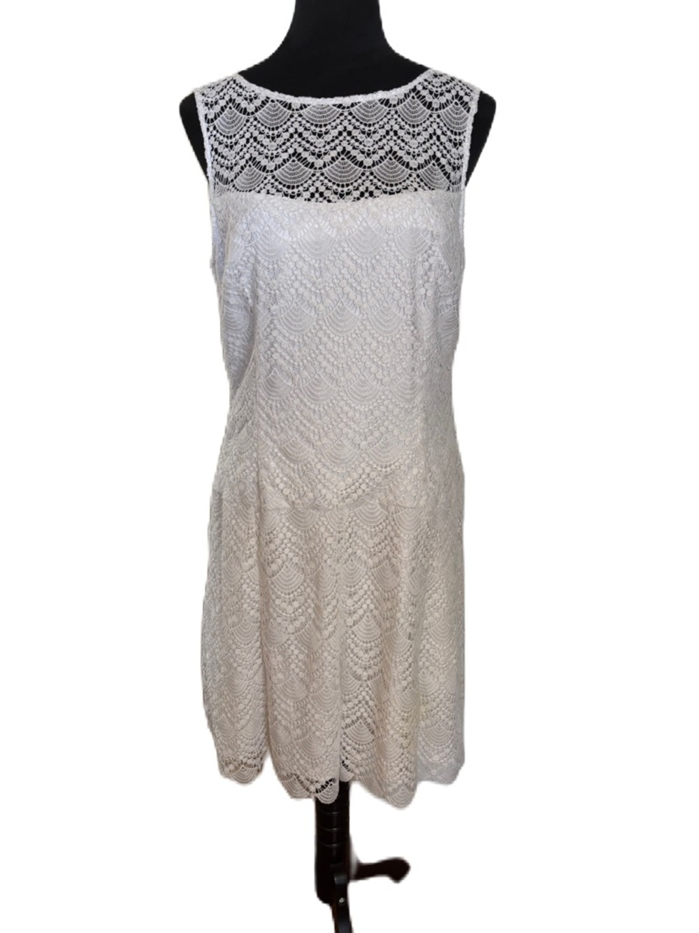 White House Black Market White Satin Lined Garment